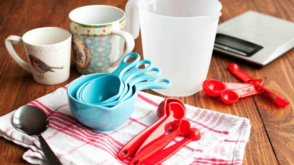 How many cups makes 300 grams?