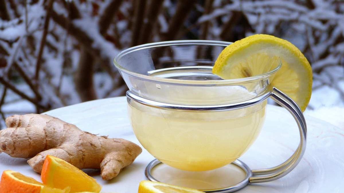 wellhealthorganic.com/easily-remove-dark-spots-lemon-juice